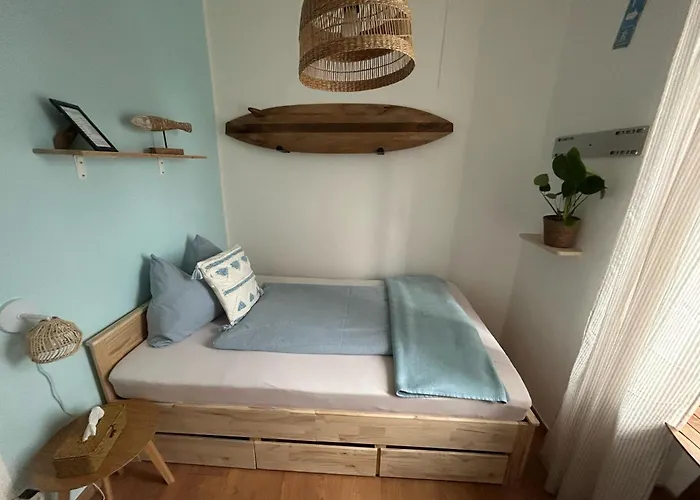 Olanda אורחן לוקרנו