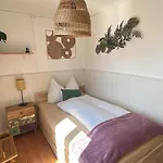 Olanda אורחן לוקרנו
